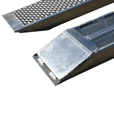 Variant 4000kg Aluminium Trailer Loading Ramps For Sale with strengthened core